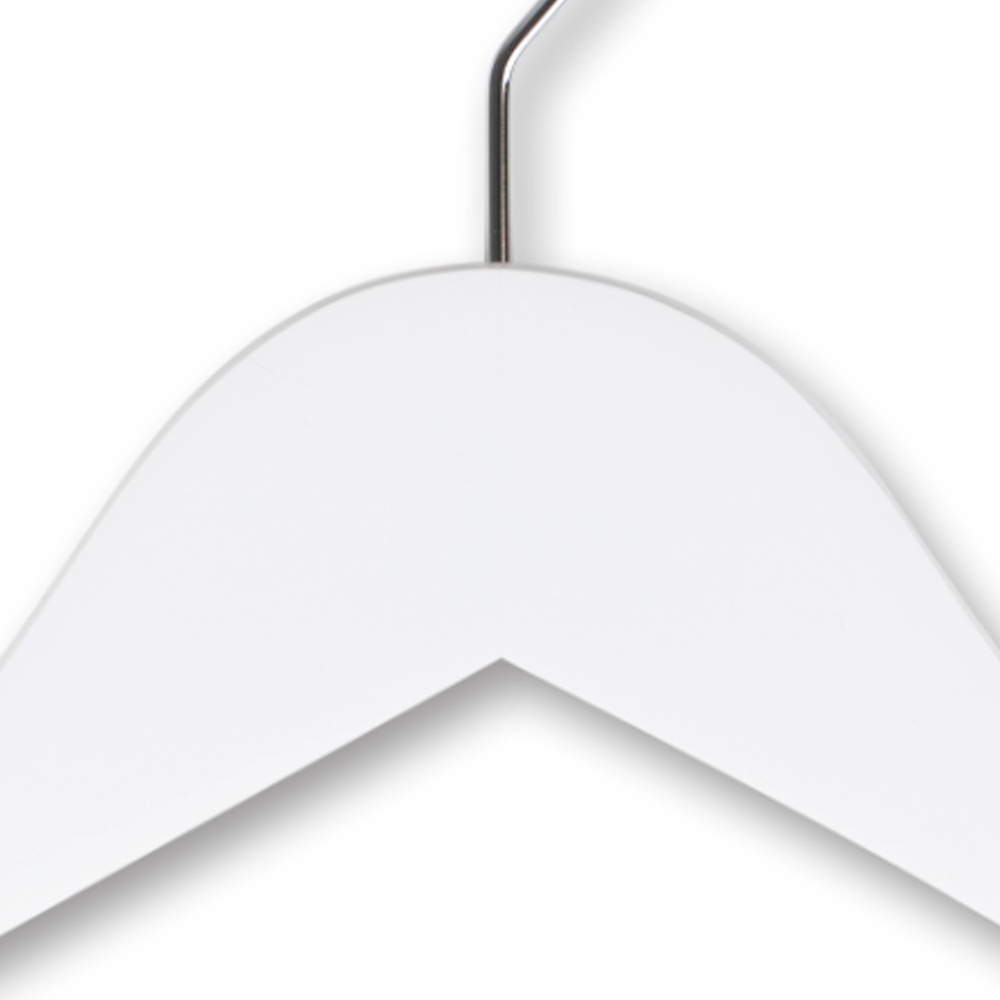 Skjortebøjle hvidt træ med indgravering