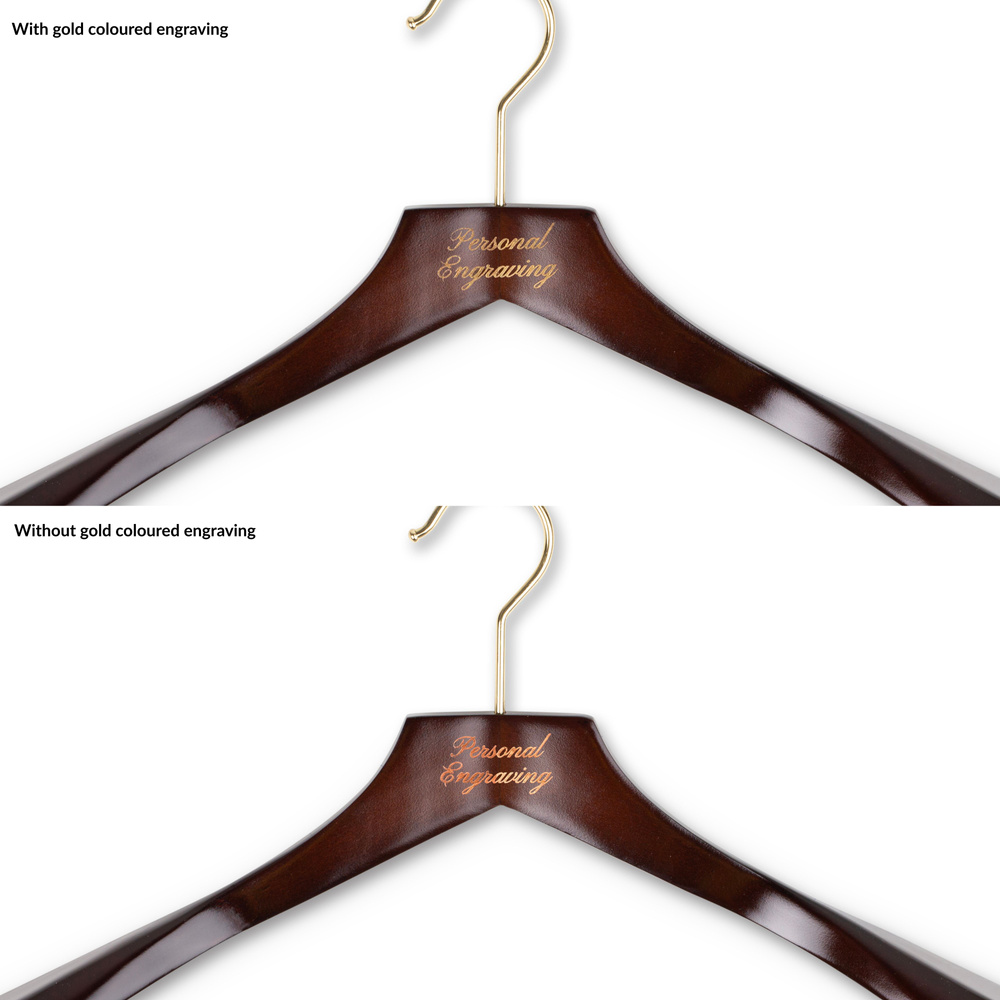 Kavajgalge mörkt trä utan byxstång med gravyr