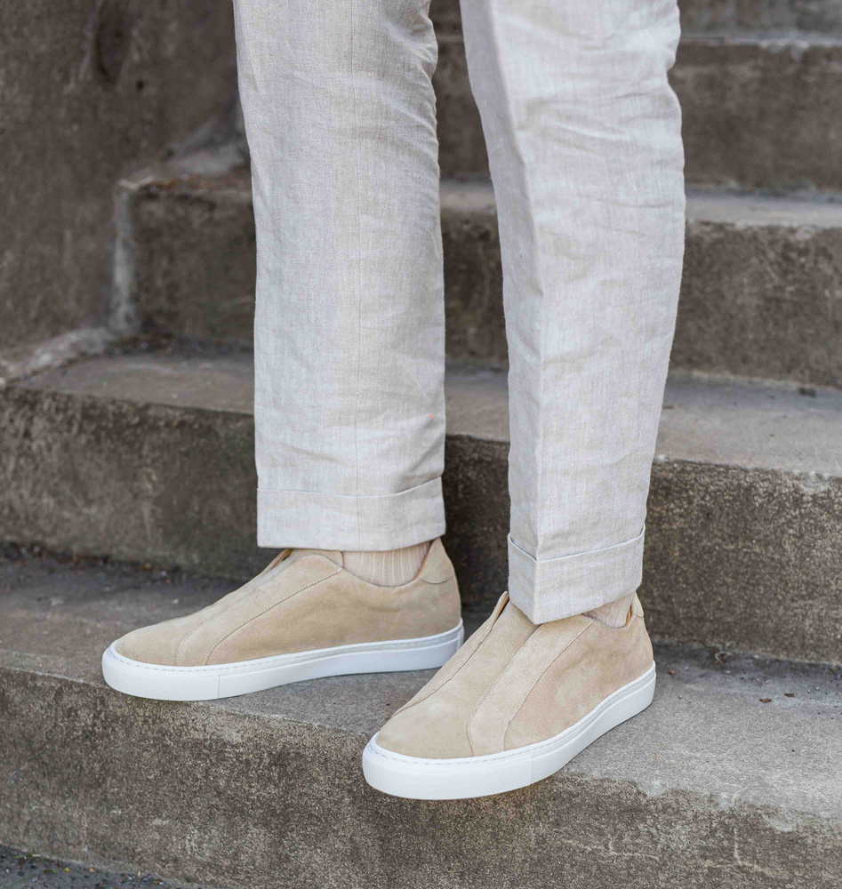 Skolyx Premium laceless Sneaker sandfarbenem Veloursleder