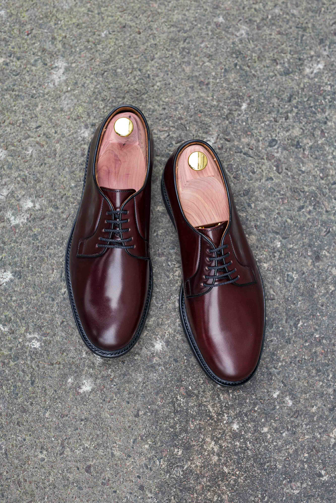 Yanko plain toe derby bordeaux Shell cordovan