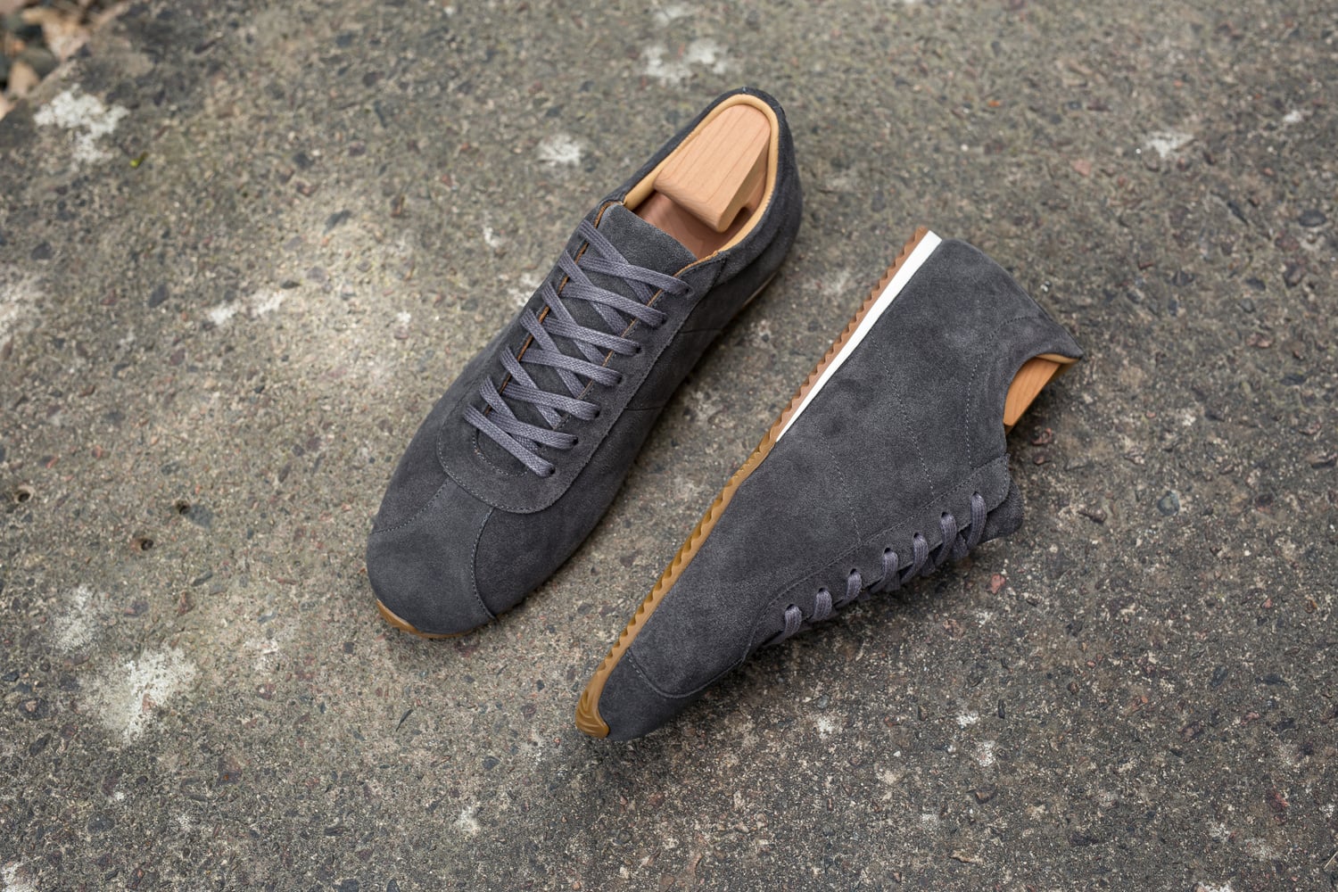 Skolyx Premium low trainers  veau velours gris foncé