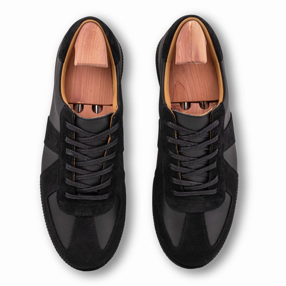 Skolyx premium GAT sneaker nera con suola scura