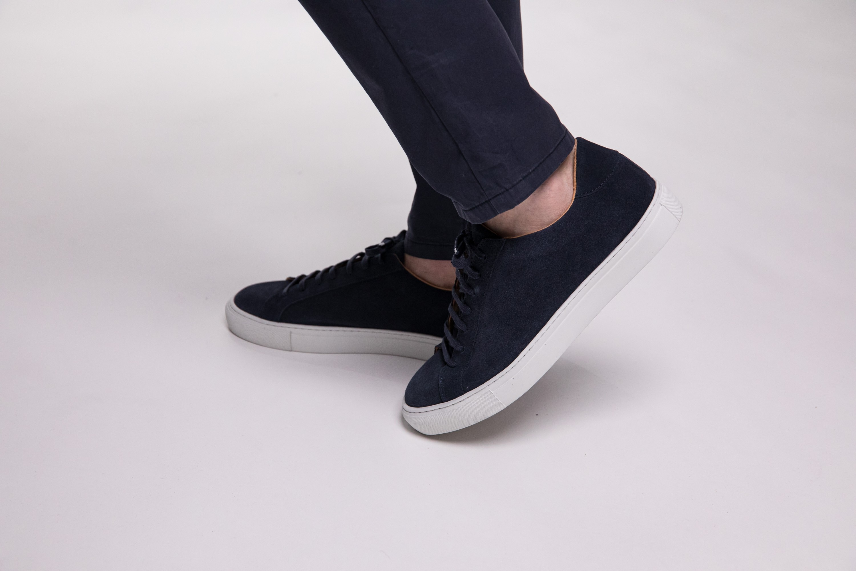 スニーカー NAVY SUEDE SLIP ON SNEAKERS To Boot New York - Navy Blue Suede Slip-On Sneaker