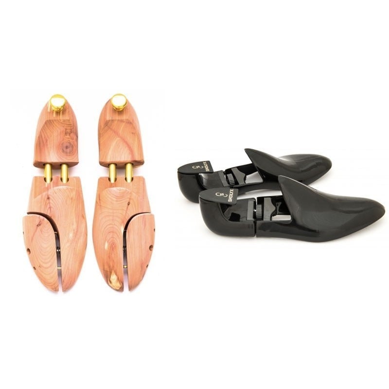 Travel shoe trees and cedar shoe trees