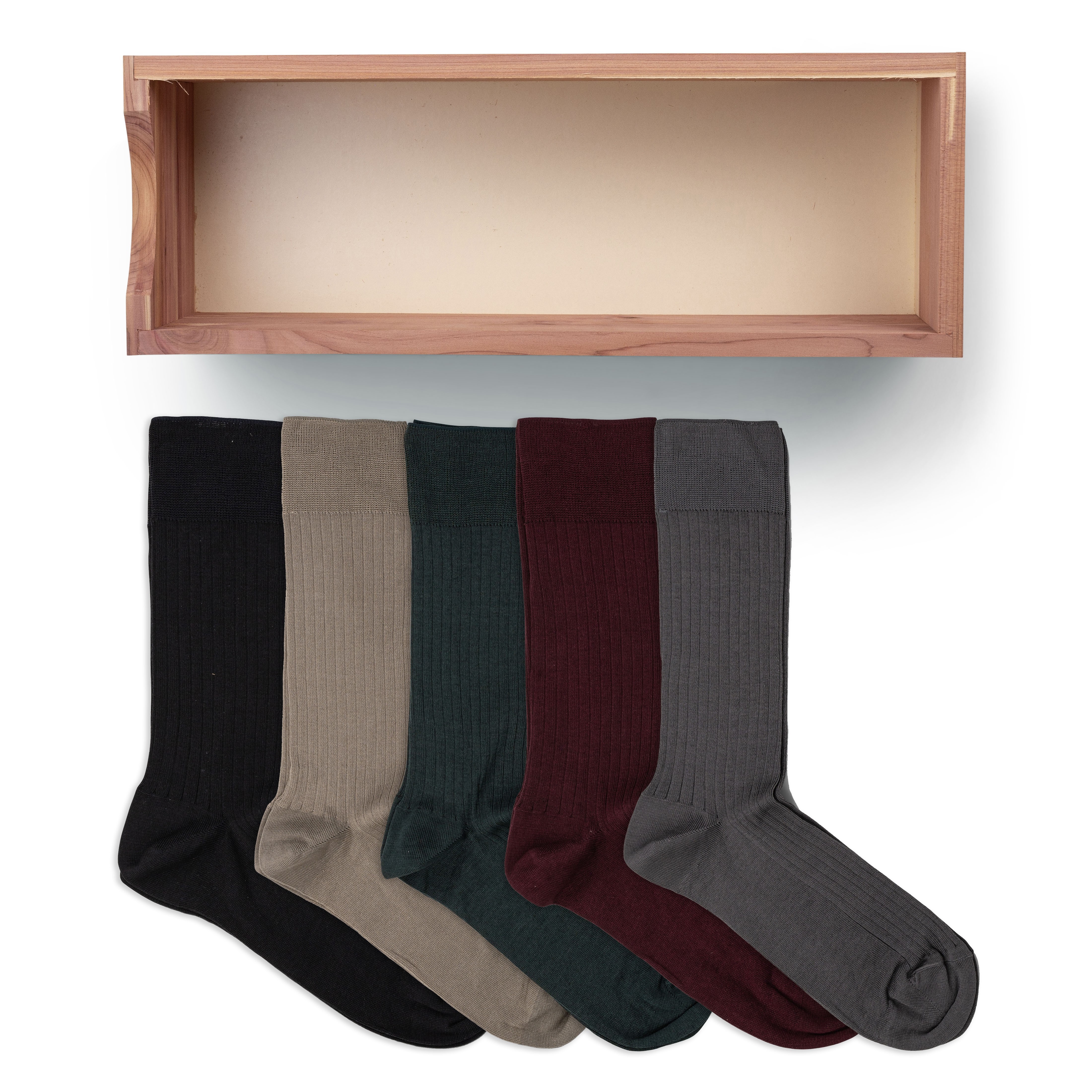 Zedernholzschachtel mit 5 Paar baumwolle Socken