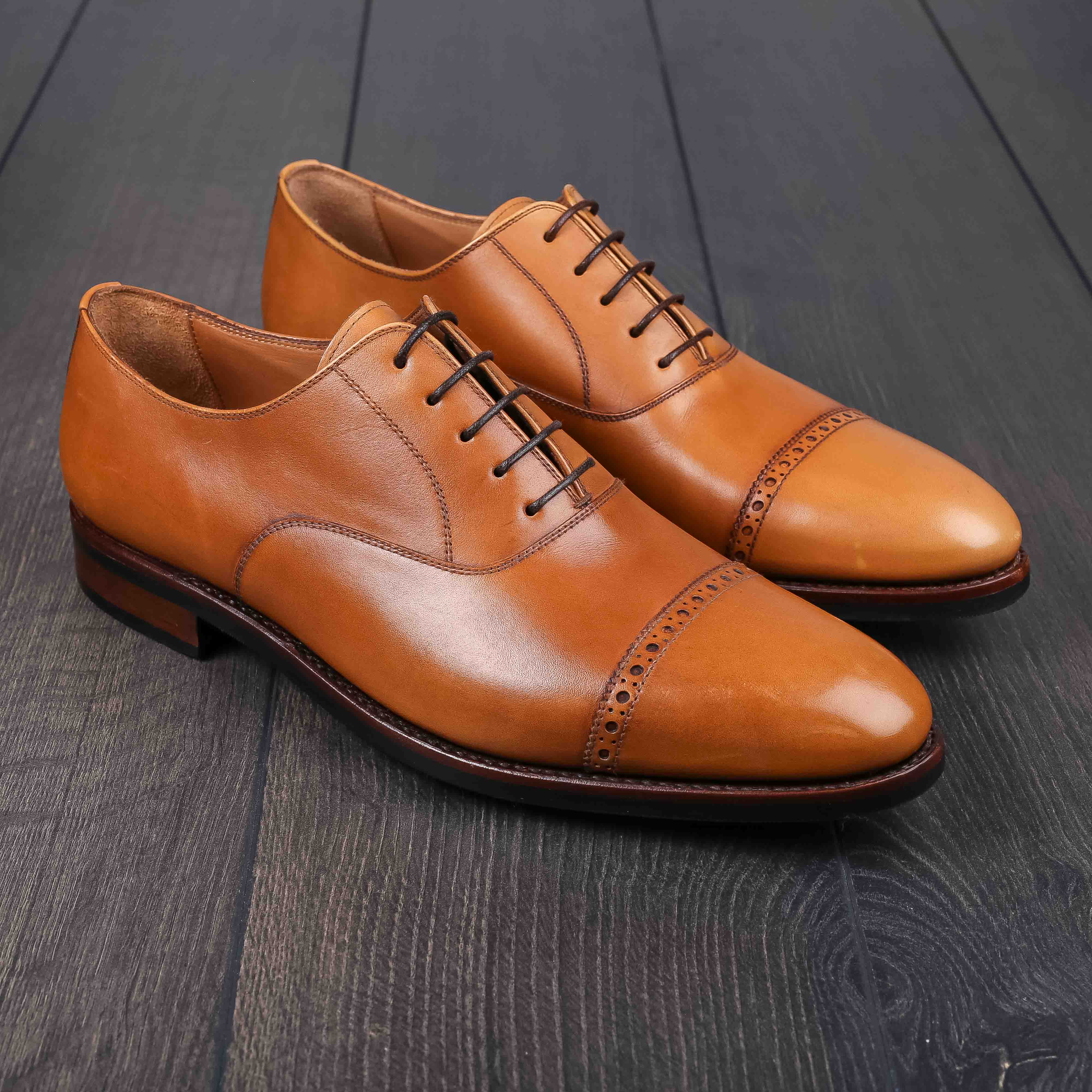 Skolyx light brown brogued cap toe oxford UK7,5 / EU41,5 - Seconds