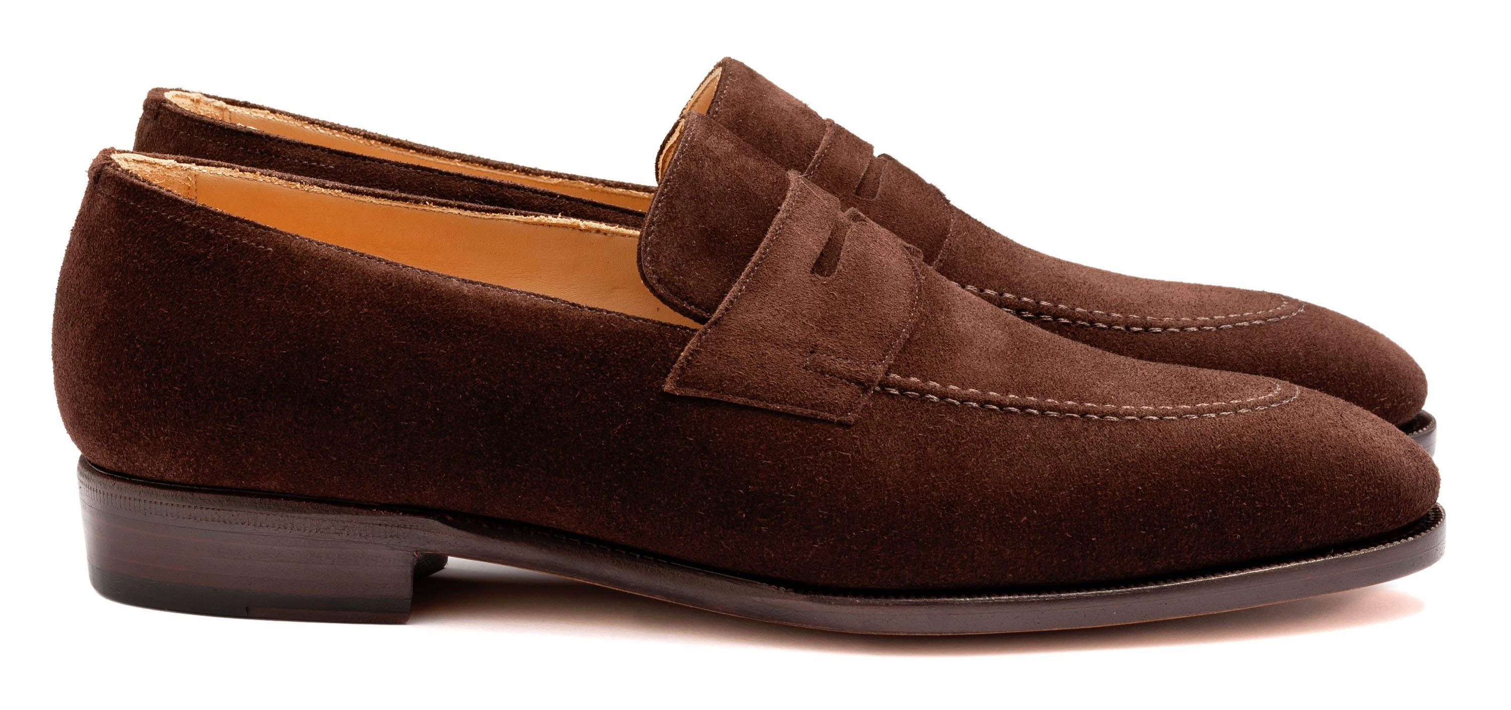 TLB Artista penny loafers i mørkebrunt ruskind